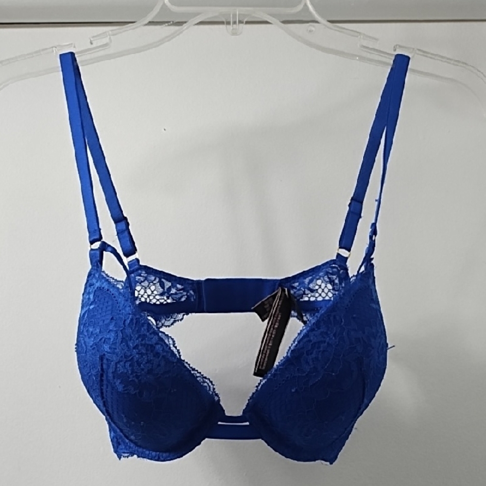 Elegant Blue Victoria's Secret Strappy Lace Bra